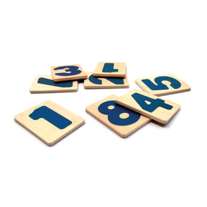 Montessori learning clock made of wood