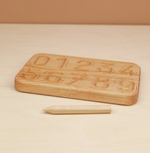 Tableau à tracer Montessori "TABLEAU DES NUMÉROS 0-9"