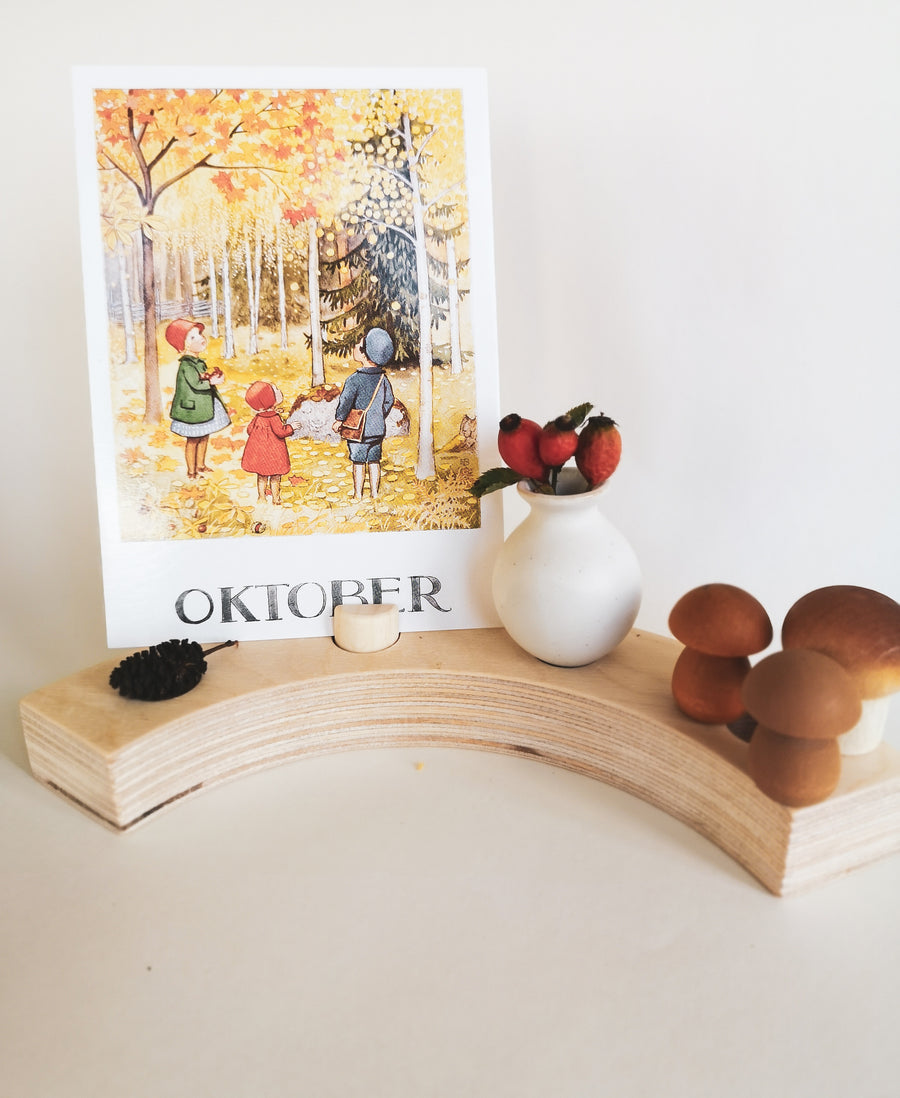 Wooden picture and card holder